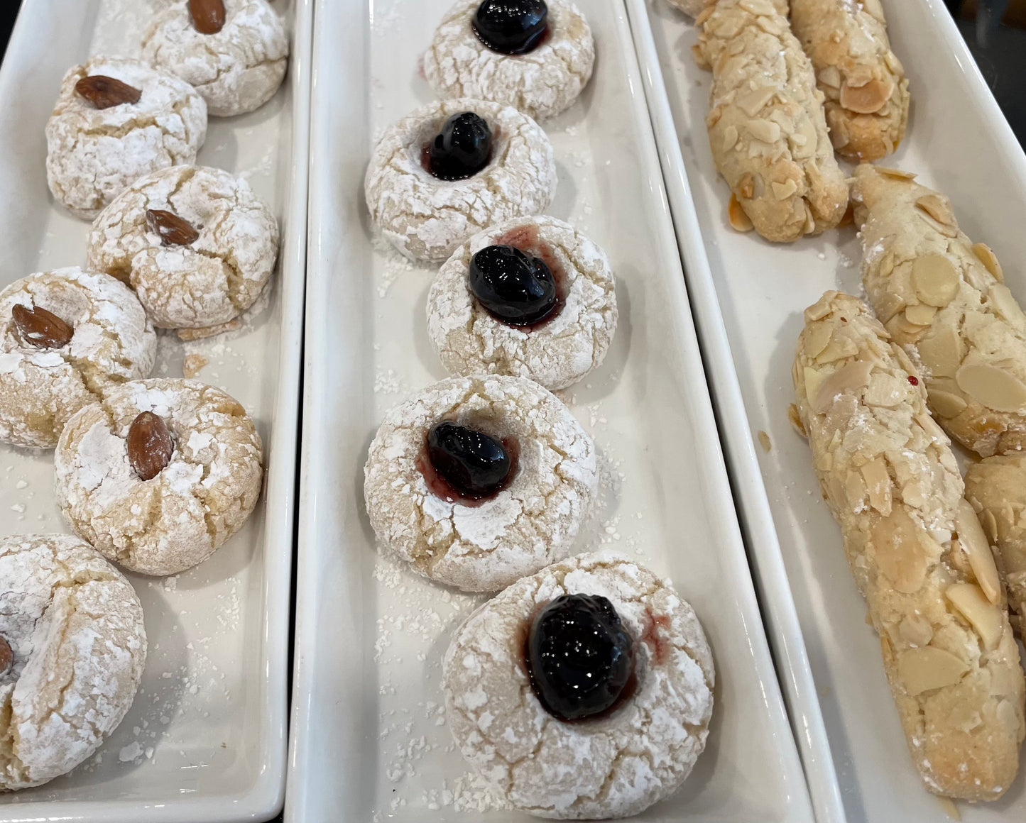 Amaretti (one dozen)